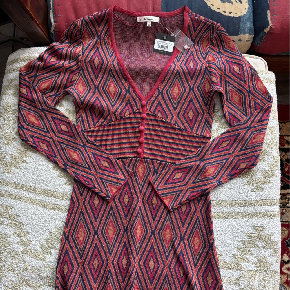 Red Long Sleeve Fitted Midi Dress with Geometric Pattern